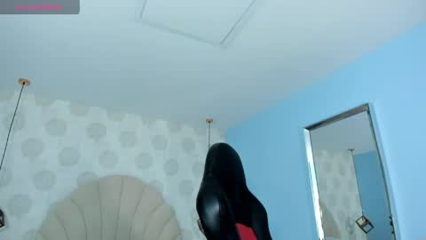 VENUS online show from May 2026 12:11:02 PM