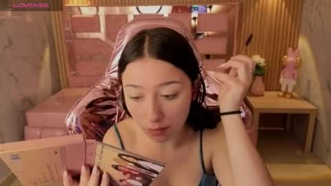 venuss online show from April 2026 12:54:01 PM