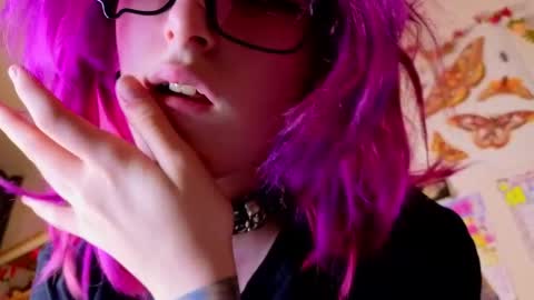 Snapshot of veolatownson chatting on May 2026 09:31:02 PM Erica online show from May 2026 09:31:02 PM
