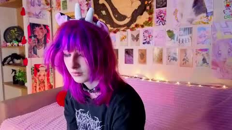 Snapshot of veolatownson chatting on May 2026 08:06:01 PM Erica online show from May 2026 08:06:01 PM