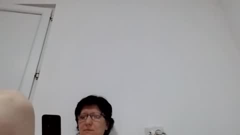 Vera online show from December 2025 06:57:02 PM