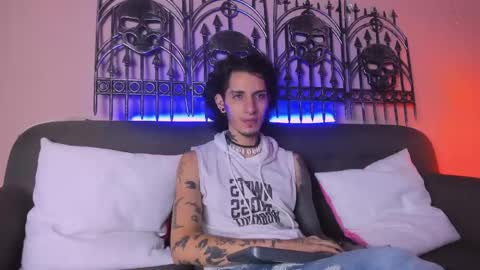 vergil_noir online show from May 2026 05:15:02 AM