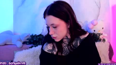 Snapshot of vergill_hella chatting on February 2025 06:20:01 AM Sonya online show from February 2025 06:20:01 AM