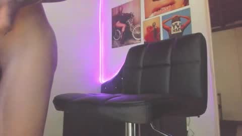 Snapshot of vergonxx_ chatting on February 2026 11:03:02 PM sarah online show from February 2026 11:03:02 PM