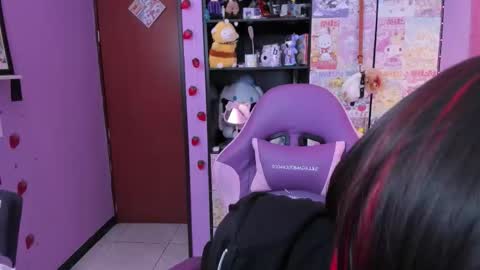 Snapshot of vero_osb chatting on February 2026 11:52:01 PM online show from February 2026 11:52:01 PM