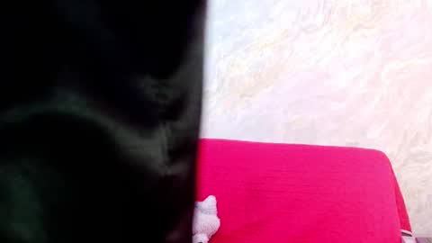 Snapshot of vero_temptation chatting on October 2025 03:14:02 AM Vero online show from October 2025 03:14:02 AM