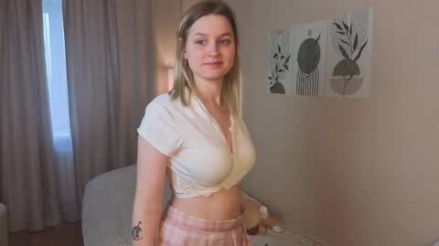 Veronica online show from October 2025 10:34:02 AM