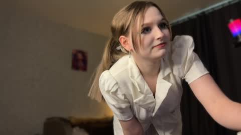 Veronica online show from May 2026 12:13:02 PM