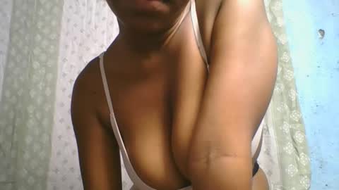 Snapshot of verolla31 chatting on October 2025 07:31:01 PM verolla31 online show from October 2025 07:31:01 PM