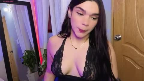 Snapshot of veronica_118 chatting on June 2026 01:29:01 AM veronica_118 online show from June 2026 01:29:01 AM