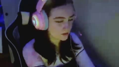 Veronica online show from May 2026 02:57:02 PM