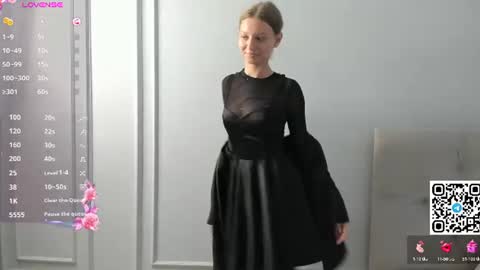Snapshot of veronica_burns chatting on July 2026 11:42:02 AM Anny online show from July 2026 11:42:02 AM
