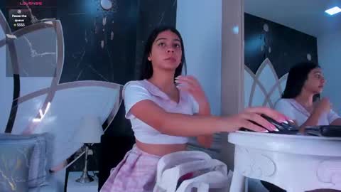 Veronica online show from July 2026 12:22:01 PM