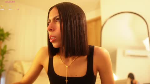 Snapshot of veronica_mendez1 chatting on January 2025 11:40:02 AM Veronica online show from January 2025 11:40:02 AM