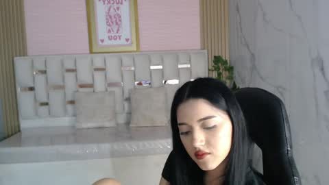 veronicaa_s online show from April 2026 09:39:33 PM