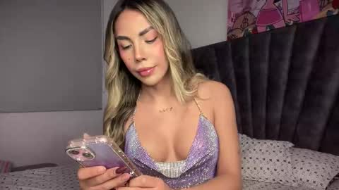 Snapshot of veronicadussan chatting on January 2026 03:01:02 AM Miss Veronica dussan Tw Veronicasm IG Ashveronica online show from January 2026 03:01:02 AM