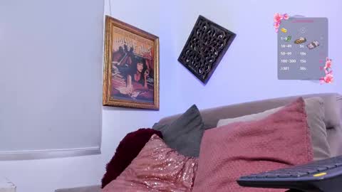 Snapshot of veronicagilss chatting on February 2025 06:43:02 PM Veronica Gills online show from February 2025 06:43:02 PM