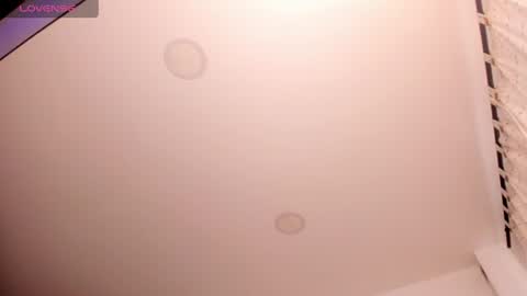 Veronica Gills online show from July 2026 10:04:01 PM