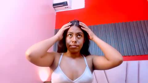Veronica Robles online show from June 2026 07:57:02 PM