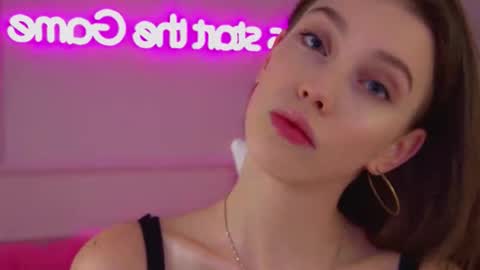 Veronica online show from September 2025 06:58:02 AM