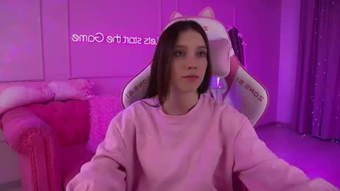 Veronica online show from May 2026 07:18:01 PM