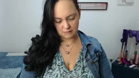 veroniicabbw_ online show from May 2026 01:06:01 PM