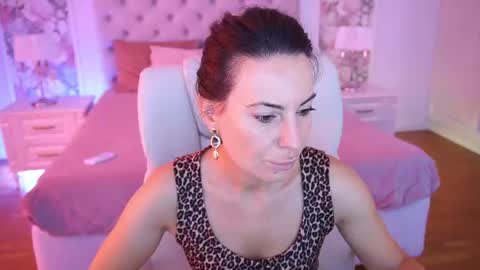 Snapshot of veroniicarose chatting on July 2026 05:57:01 AM Veronica online show from July 2026 05:57:01 AM