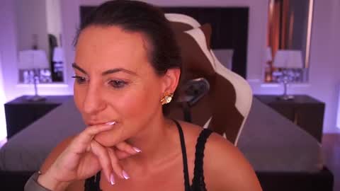 Snapshot of veroniicarose chatting on July 2026 06:09:02 AM Veronica online show from July 2026 06:09:02 AM