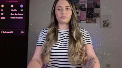 Snapshot of veronika__winslow_ chatting on January 2026 06:08:01 AM Vero online show from January 2026 06:08:01 AM