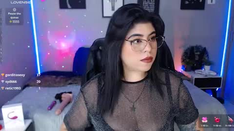 Snapshot of veronika_metalstar chatting on December 2024 08:15:02 PM Miss Veronika online show from December 2024 08:15:02 PM