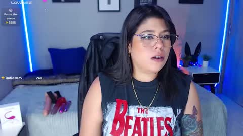 Snapshot of veronika_metalstar chatting on January 2025 10:24:01 PM Miss Veronika online show from January 2025 10:24:01 PM