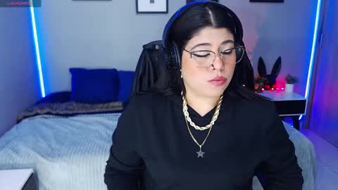 Snapshot of veronika_metalstar chatting on January 2025 12:42:01 PM Miss Veronika online show from January 2025 12:42:01 PM