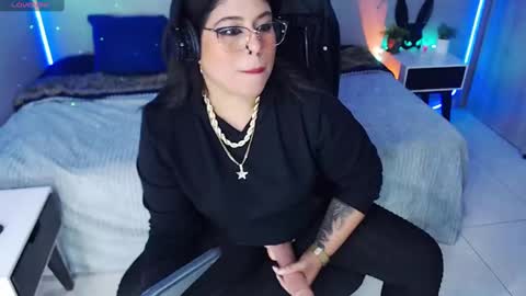 Snapshot of veronika_metalstar chatting on January 2025 03:46:01 PM Miss Veronika online show from January 2025 03:46:01 PM