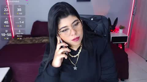 Snapshot of veronika_metalstar chatting on January 2025 12:06:02 PM Miss Veronika online show from January 2025 12:06:02 PM