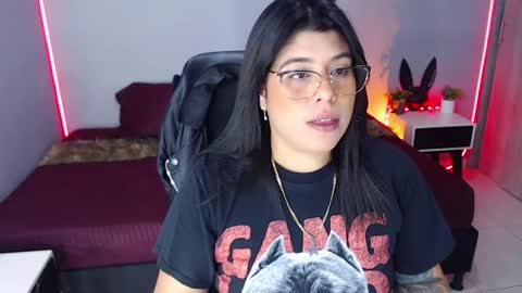 Snapshot of veronika_metalstar chatting on January 2025 01:58:02 AM Miss Veronika online show from January 2025 01:58:02 AM