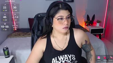 Snapshot of veronika_metalstar chatting on February 2025 02:19:01 AM Miss Veronika online show from February 2025 02:19:01 AM