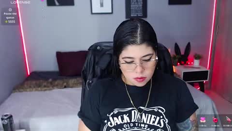 Snapshot of veronika_metalstar chatting on February 2025 10:04:01 AM Miss Veronika online show from February 2025 10:04:01 AM