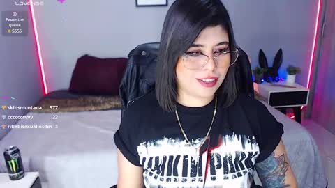 Snapshot of veronika_metalstar chatting on February 2025 02:11:02 PM Miss Veronika online show from February 2025 02:11:02 PM