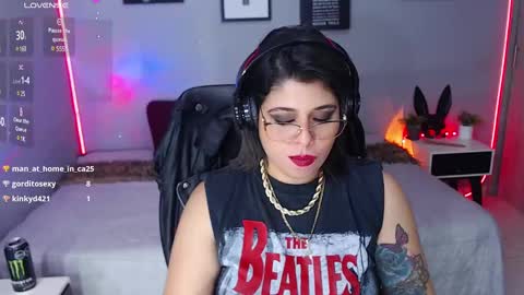 Snapshot of veronika_metalstar chatting on February 2025 07:47:02 PM Miss Veronika online show from February 2025 07:47:02 PM