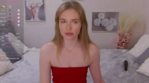 Snapshot of veronikamitchel chatting on December 2024 07:11:01 PM Veronika online show from December 2024 07:11:01 PM