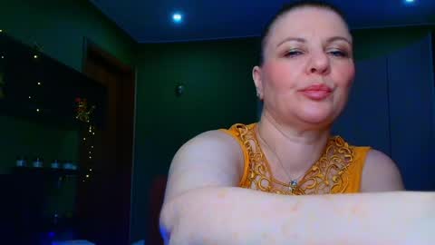 VeronikawGold online show from May 2026 07:08:02 PM