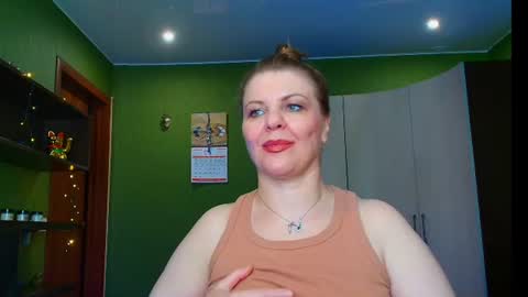 VeronikawGold online show from June 2026 01:43:01 PM