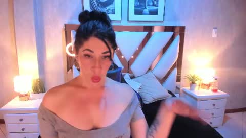 Veronica  online show from July 2026 04:05:02 PM