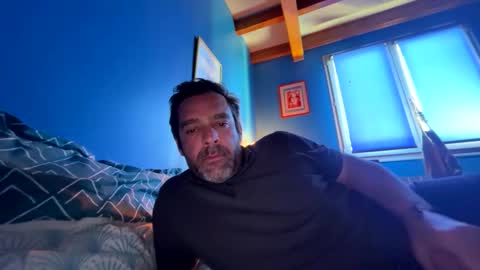 versatilebi7 online show from October 2025 09:30:02 AM