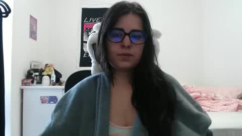 Snapshot of veruca99 chatting on February 2026 01:31:02 PM veruca99 online show from February 2026 01:31:02 PM