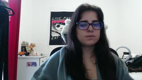 Snapshot of veruca99 chatting on February 2026 12:17:01 PM veruca99 online show from February 2026 12:17:01 PM