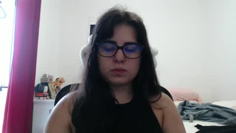 Snapshot of veruca99 chatting on February 2026 12:37:02 PM veruca99 online show from February 2026 12:37:02 PM