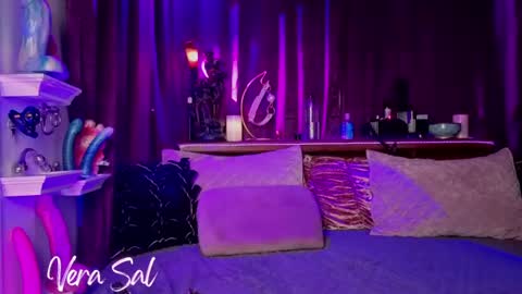 Snapshot of verucasal chatting on July 2026 05:44:02 AM Mistress VeraSal online show from July 2026 05:44:02 AM