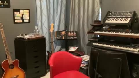 Snapshot of vervalas chatting on April 2026 10:27:01 PM vervalas online show from April 2026 10:27:01 PM