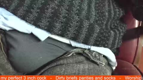 Erik online show from December 2025 07:42:01 PM